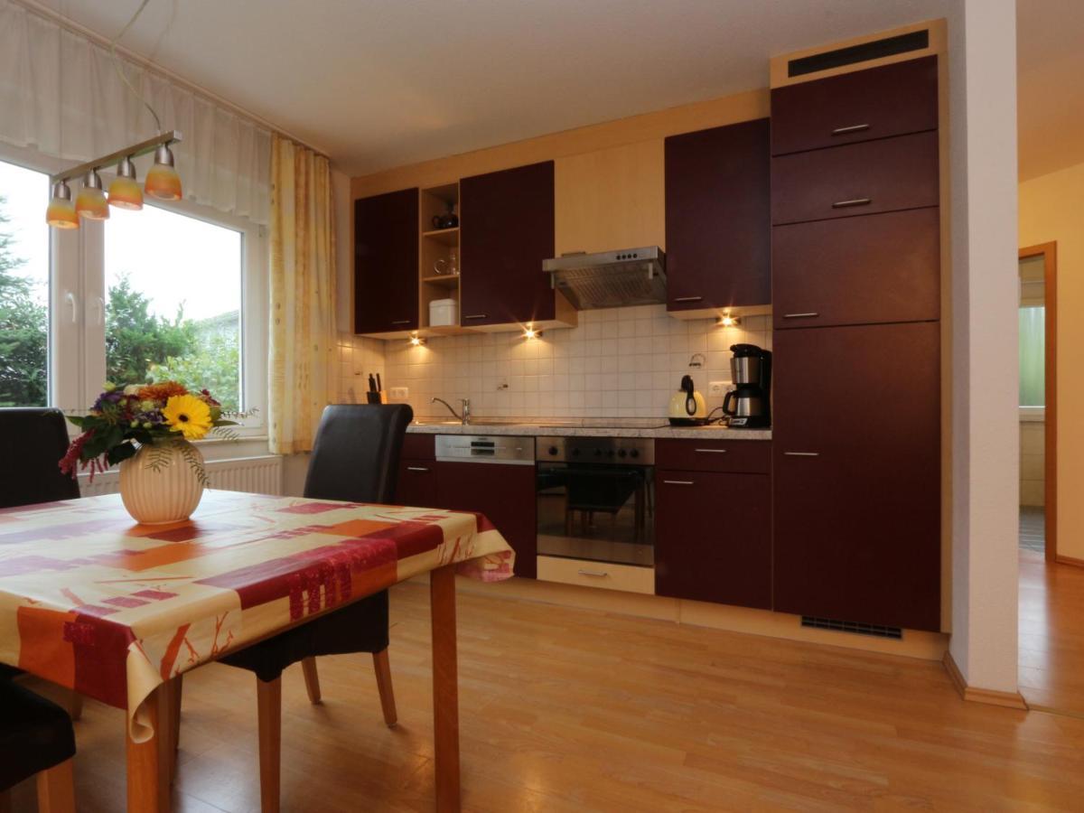 Ferienhaus Ahorn Mit Garten In Зиновиц Екстериор снимка